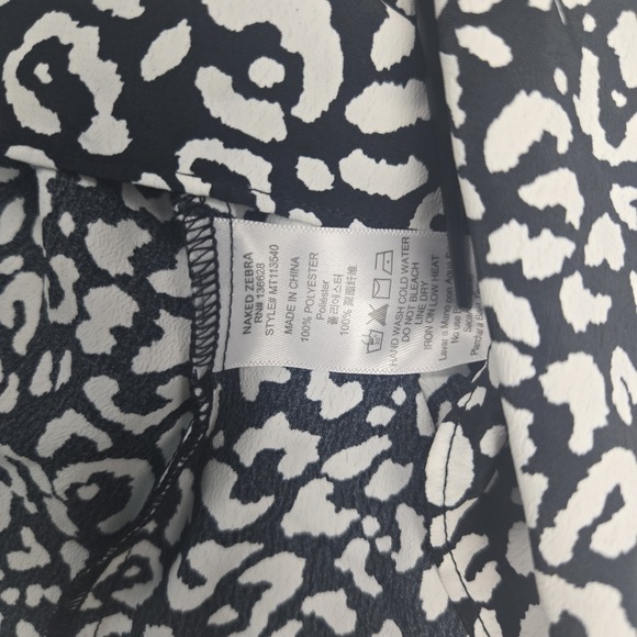 NWT Naked Zebra Women's‎ Black White Leopard Print Camisole Small Lace Trim Neck - Picture 5 of 8